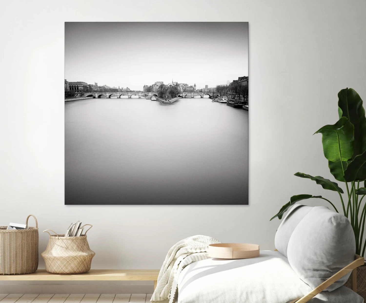 Ile De La Cite - Image 7